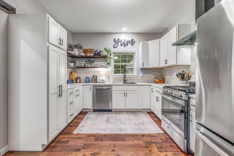 57 Kingsbury Road Holden ME 04429