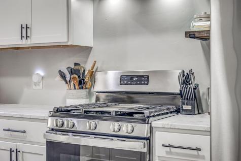 57 Kingsbury Road Holden ME 04429