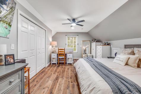 57 Kingsbury Road Holden ME 04429