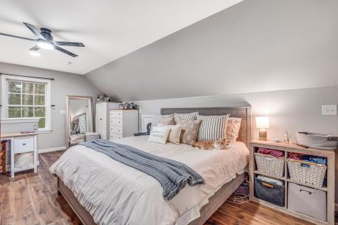 57 Kingsbury Road Holden ME 04429