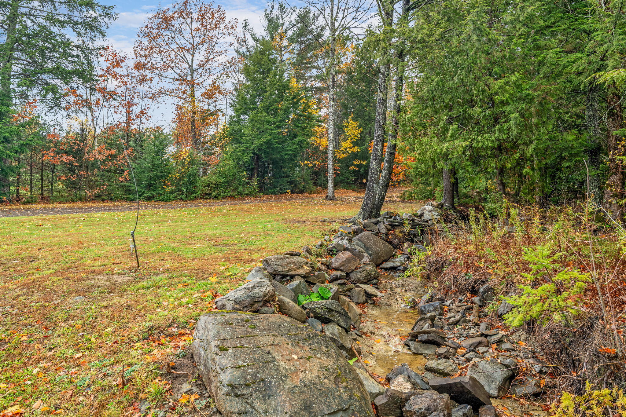 57 Kingsbury Road Holden ME 04429