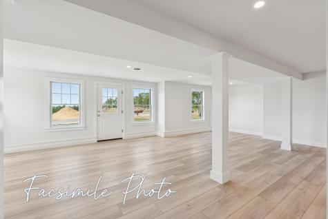 20 Zoe's Way York ME 03909