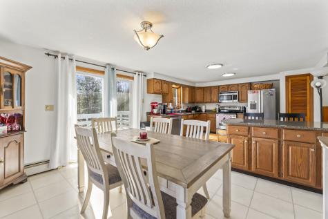 1072 Middle Road Woolwich ME 04579