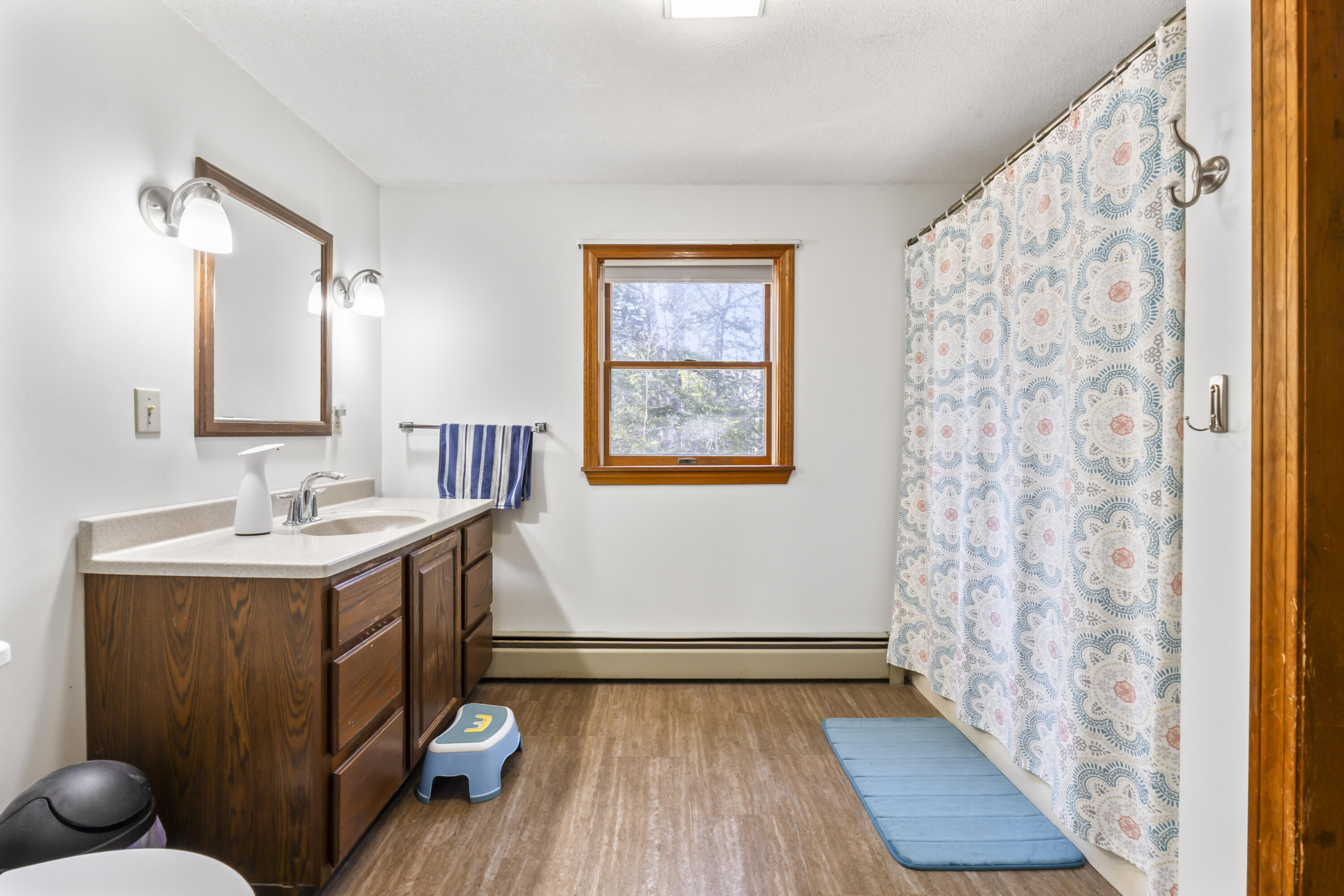 1072 Middle Road Woolwich ME 04579