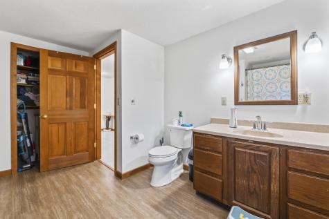 1072 Middle Road Woolwich ME 04579