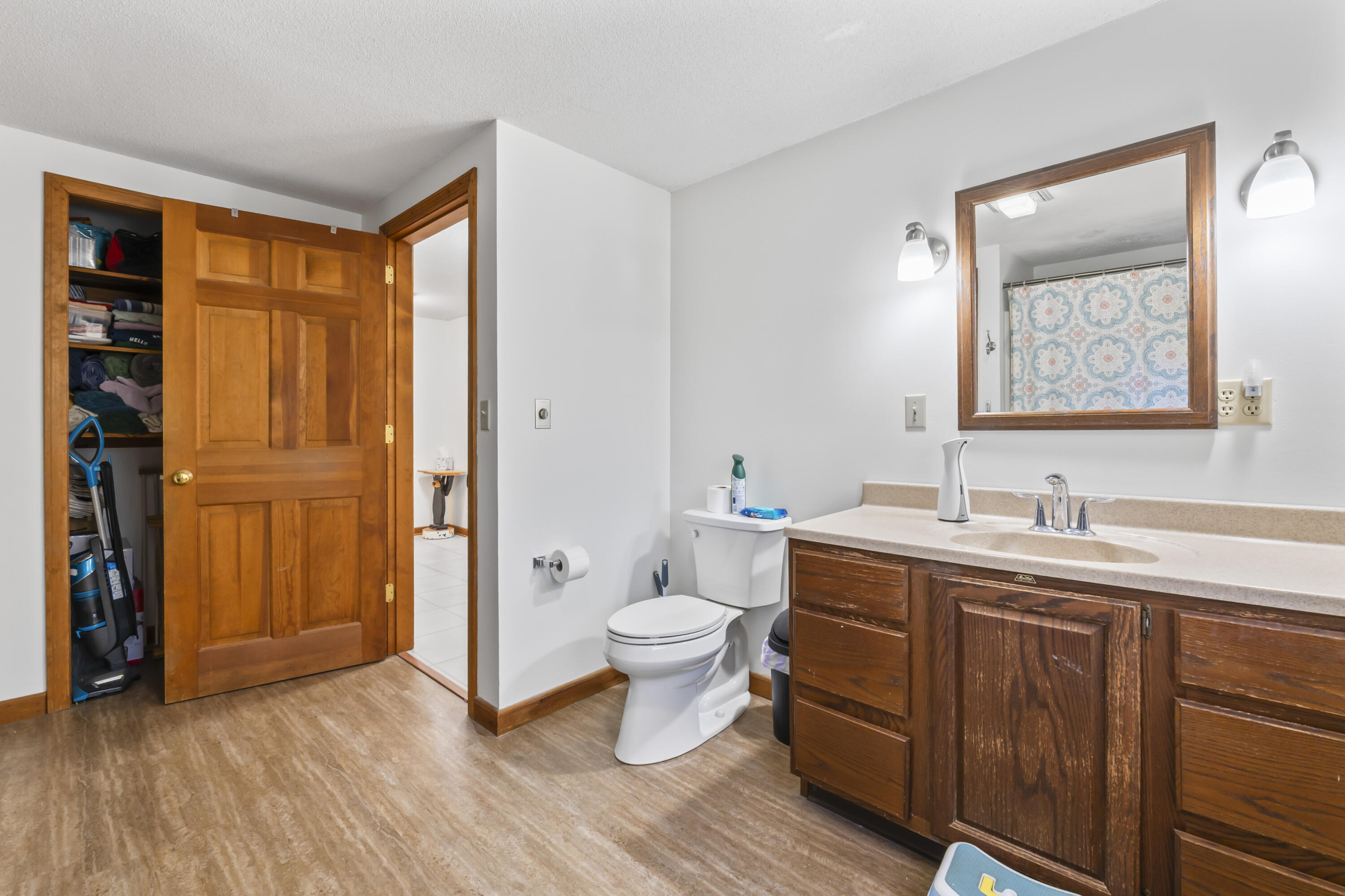 1072 Middle Road Woolwich ME 04579