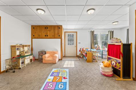 1072 Middle Road Woolwich ME 04579
