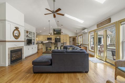 59 Ledgewood Drive Boothbay ME 04537