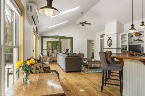 59 Ledgewood Drive Boothbay ME 04537