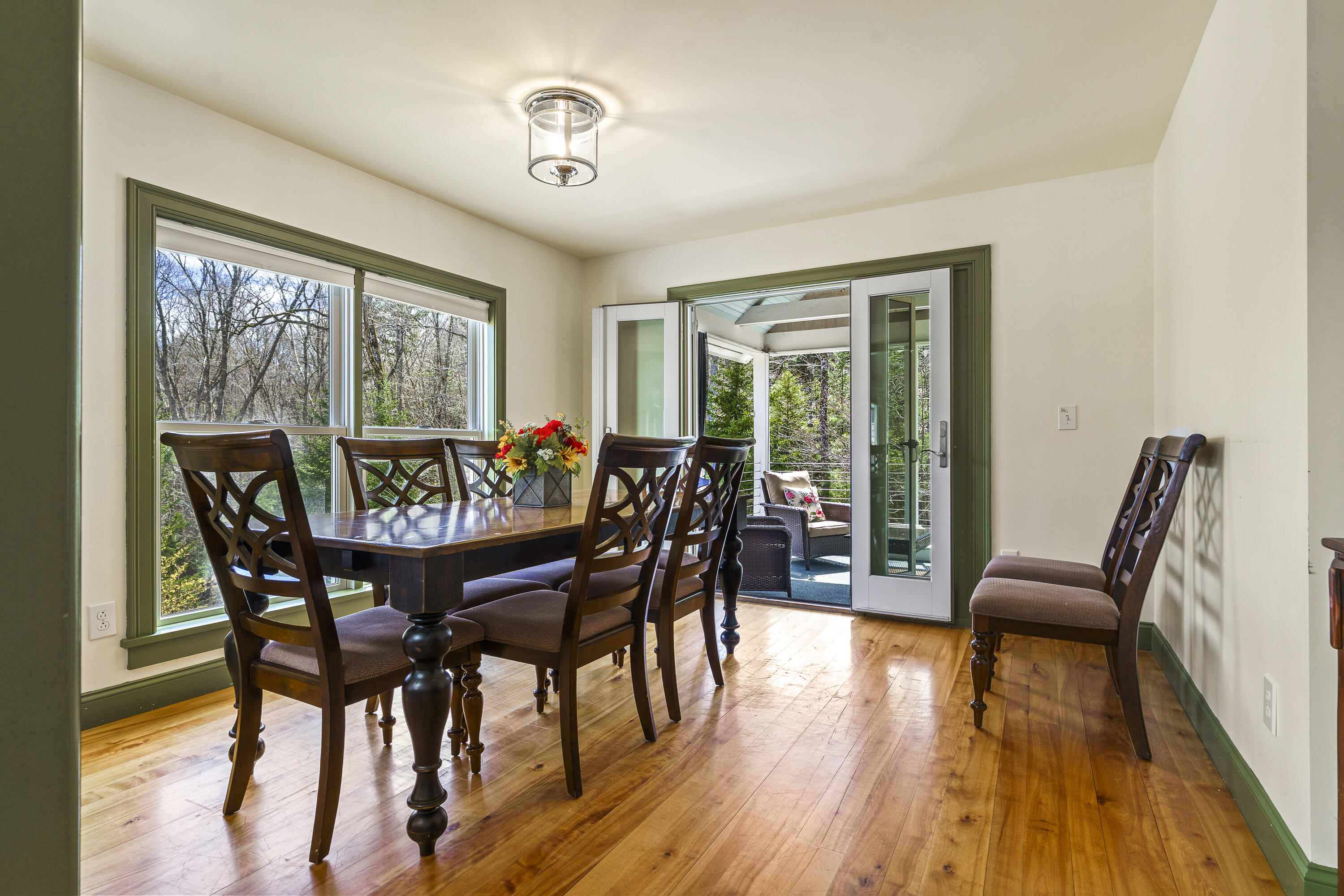 59 Ledgewood Drive Boothbay ME 04537