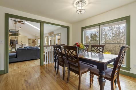 59 Ledgewood Drive Boothbay ME 04537