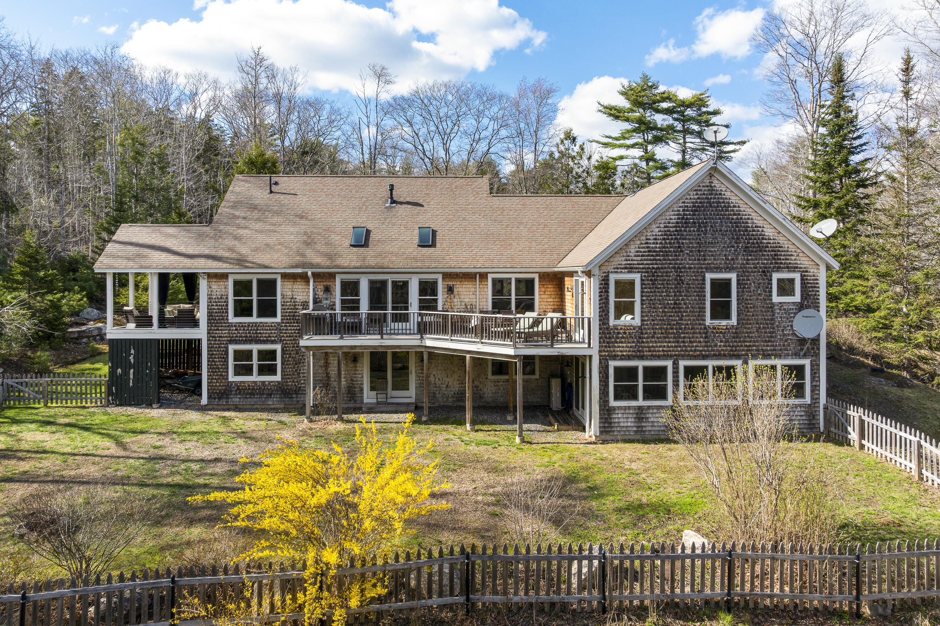 59 Ledgewood Drive Boothbay ME 04537