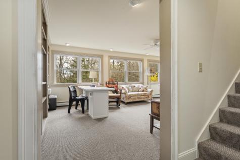 59 Ledgewood Drive Boothbay ME 04537