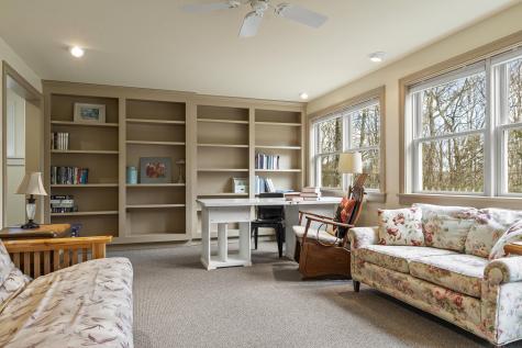 59 Ledgewood Drive Boothbay ME 04537