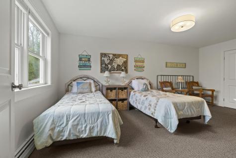 59 Ledgewood Drive Boothbay ME 04537