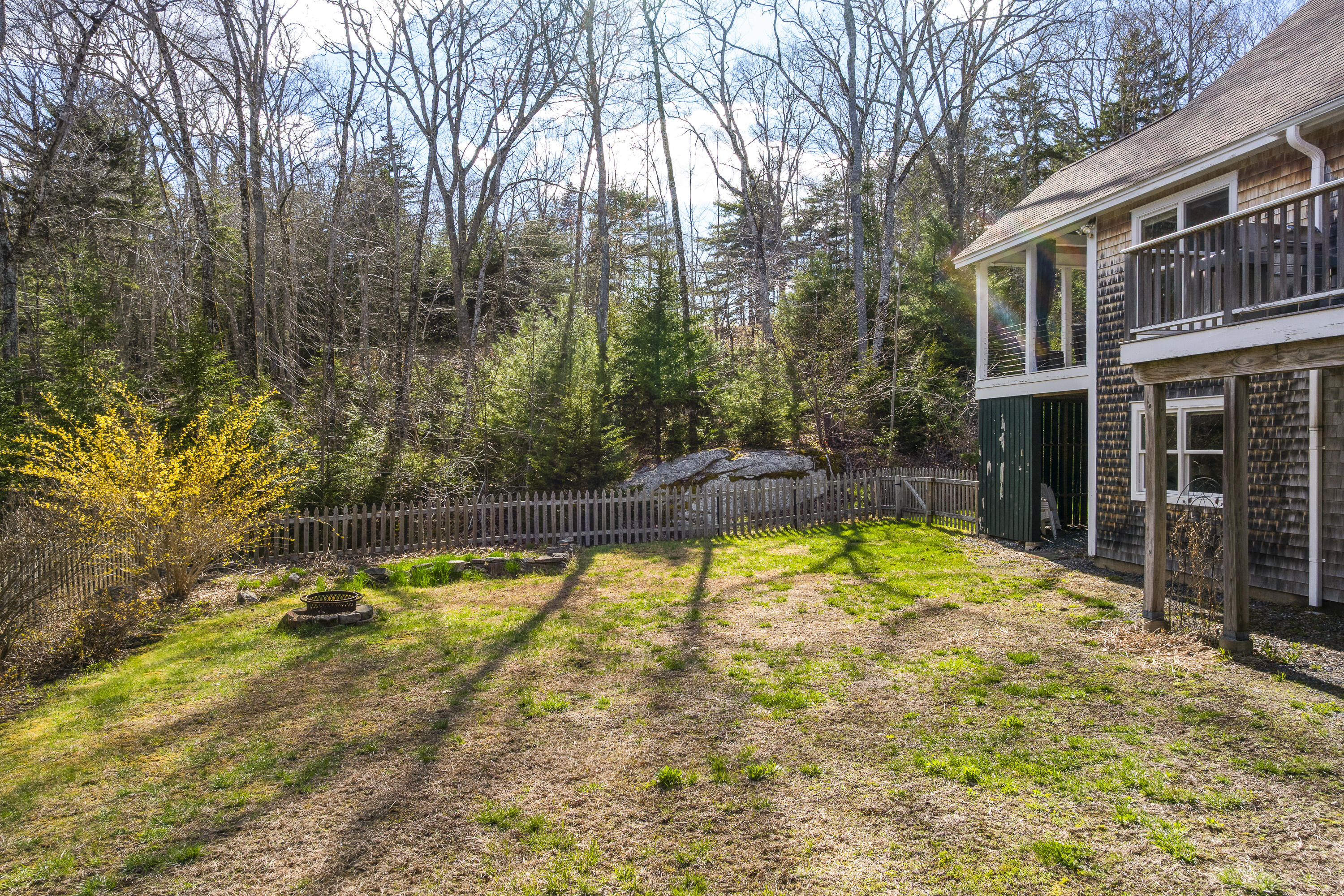 59 Ledgewood Drive Boothbay ME 04537