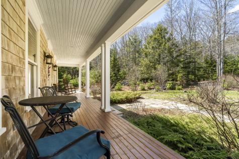 59 Ledgewood Drive Boothbay ME 04537