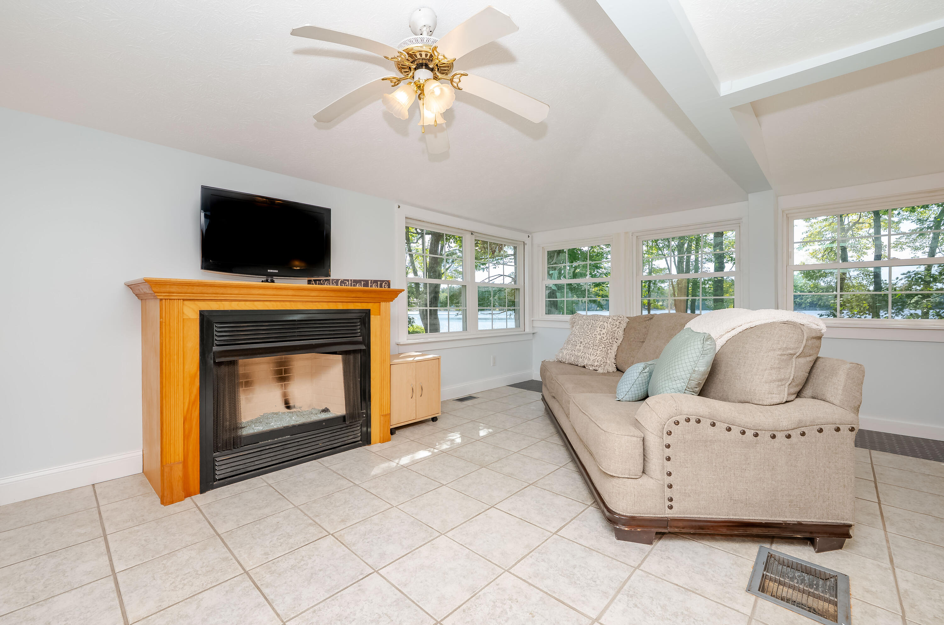 117 Middle Road Acton ME 04001