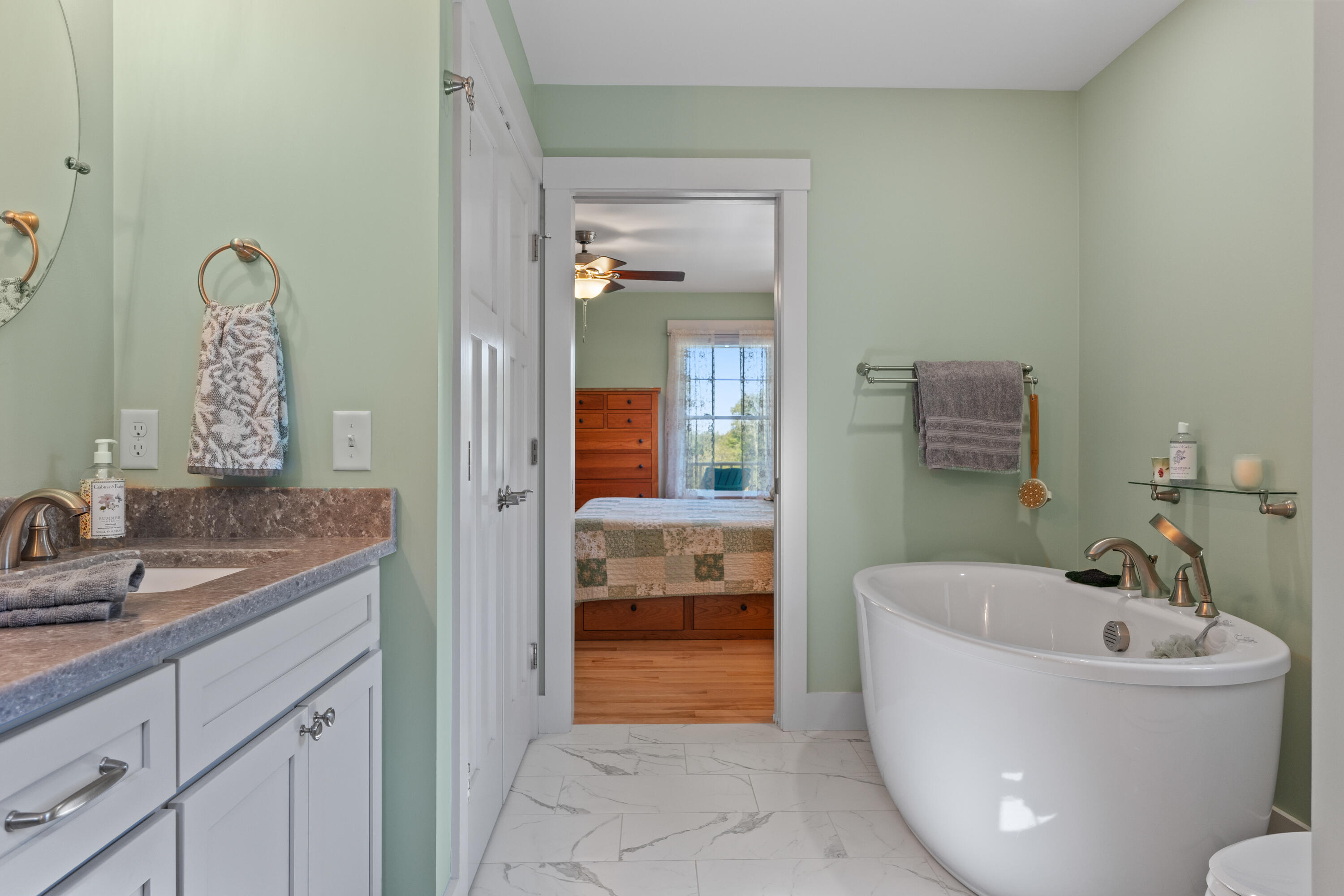 31 Goose Ledge Road Harpswell ME 04079