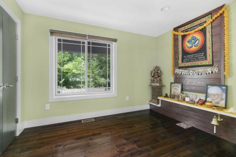 37 Stone Ridge Road Falmouth ME 04105