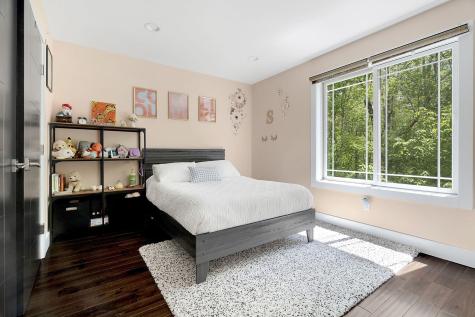 37 Stone Ridge Road Falmouth ME 04105