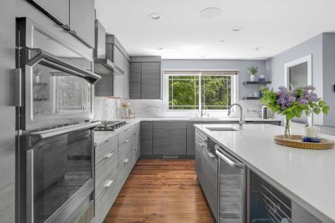 37 Stone Ridge Road Falmouth ME 04105