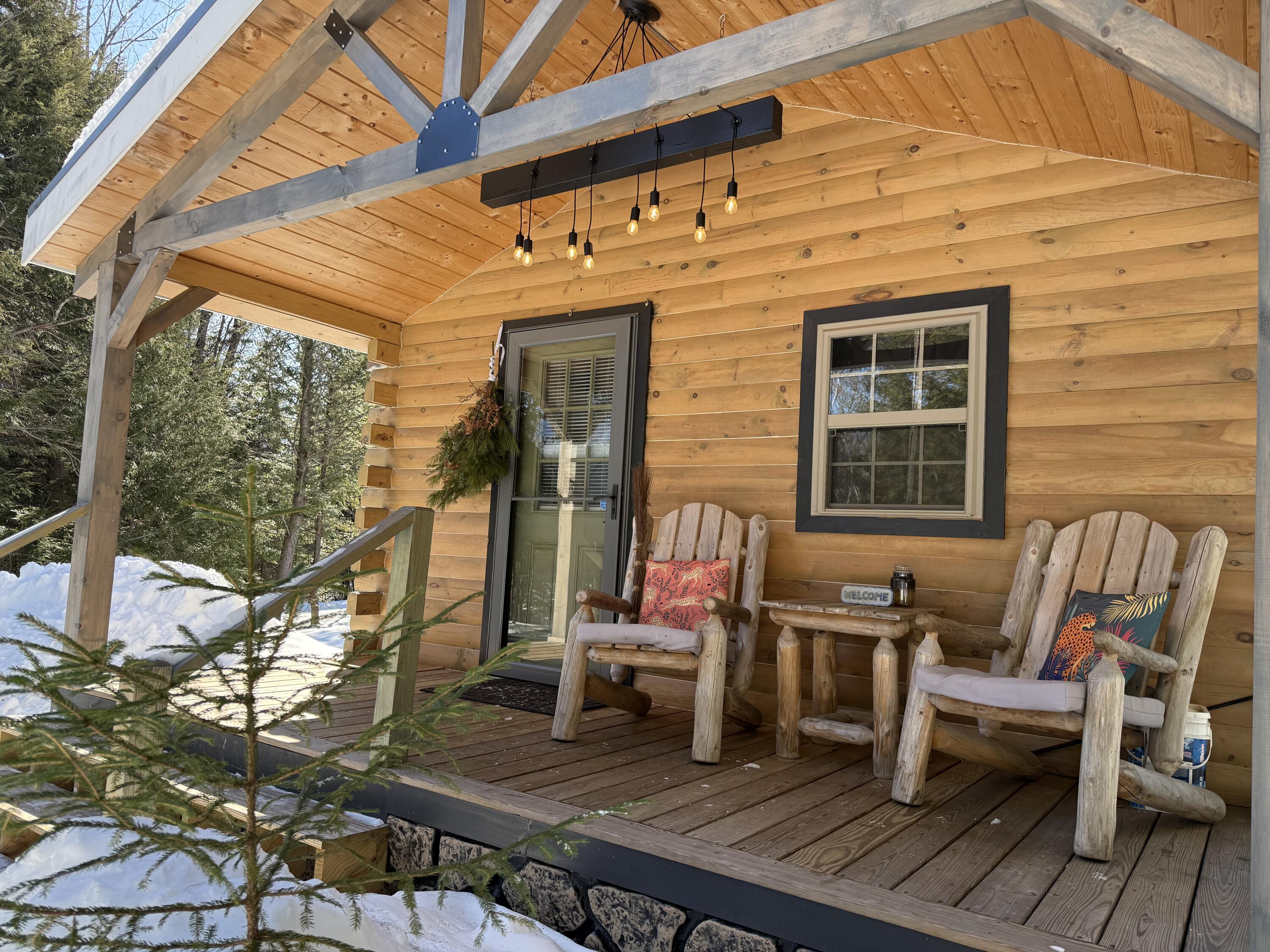 2 Hidden Lane West Paris ME 04289