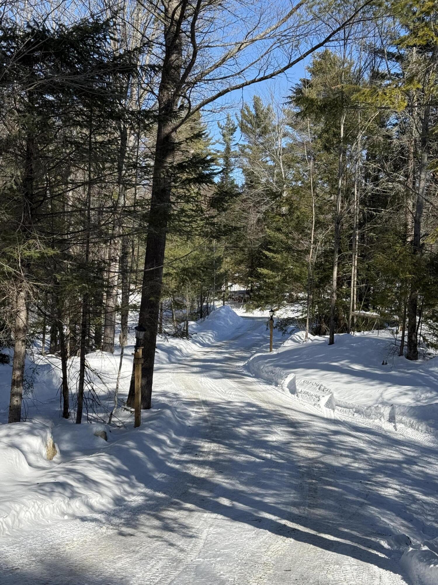 2 Hidden Lane West Paris ME 04289