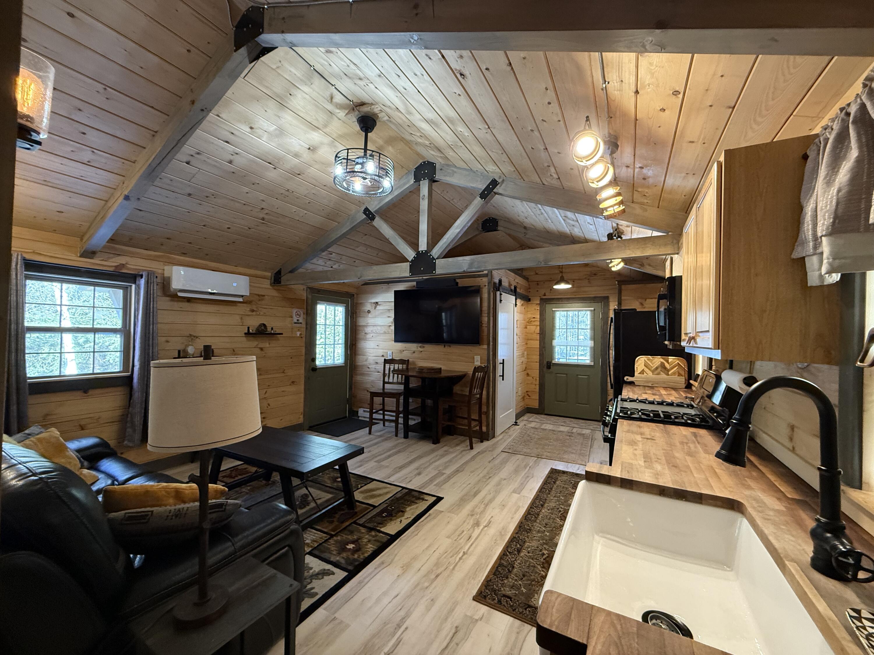 2 Hidden Lane West Paris ME 04289