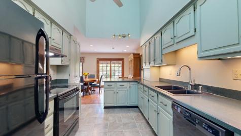 12 Hartford Street Lewiston ME 04240