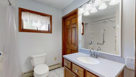 12 Hartford Street Lewiston ME 04240