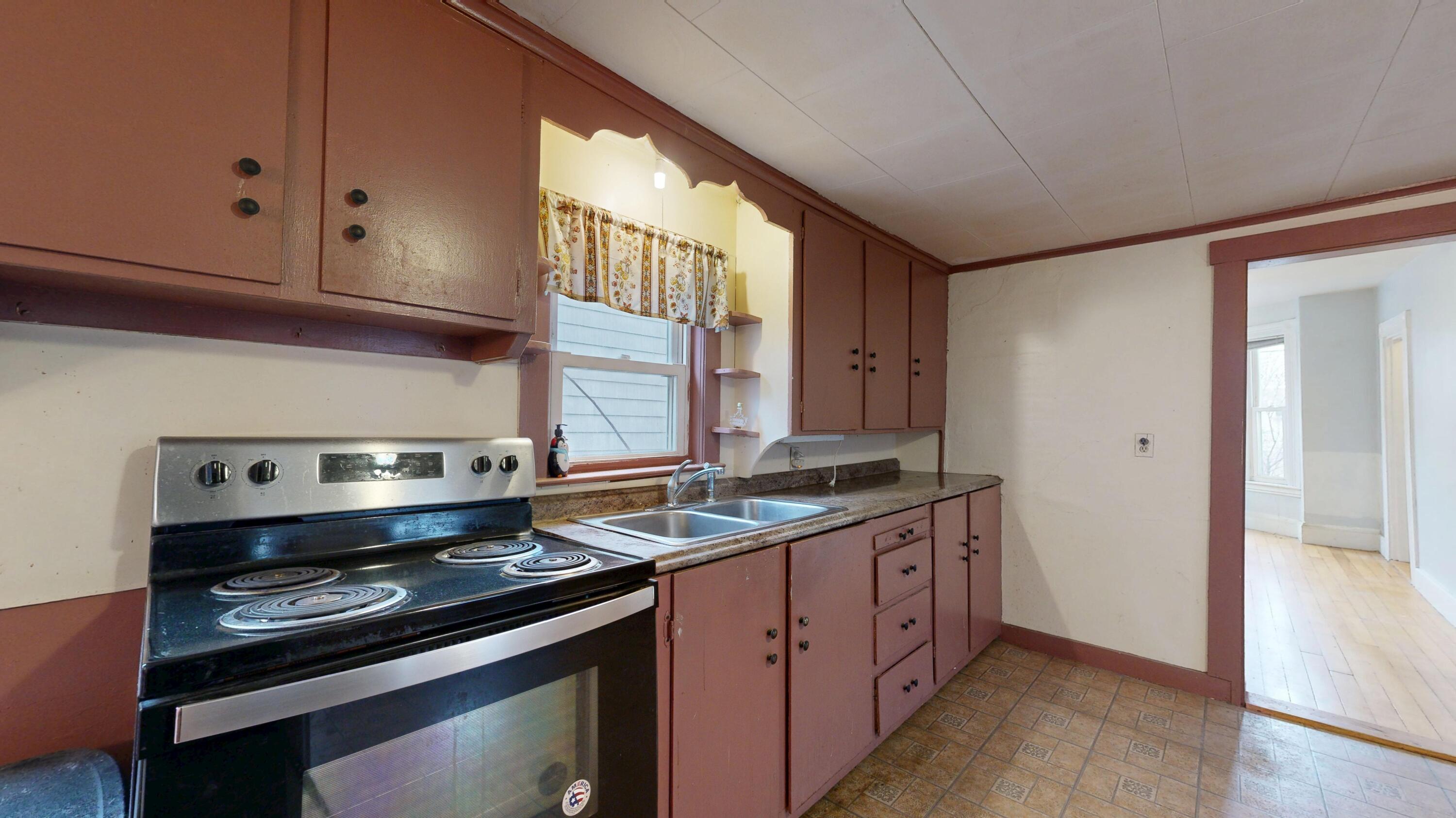 8 Howe Street Lewiston ME 04240