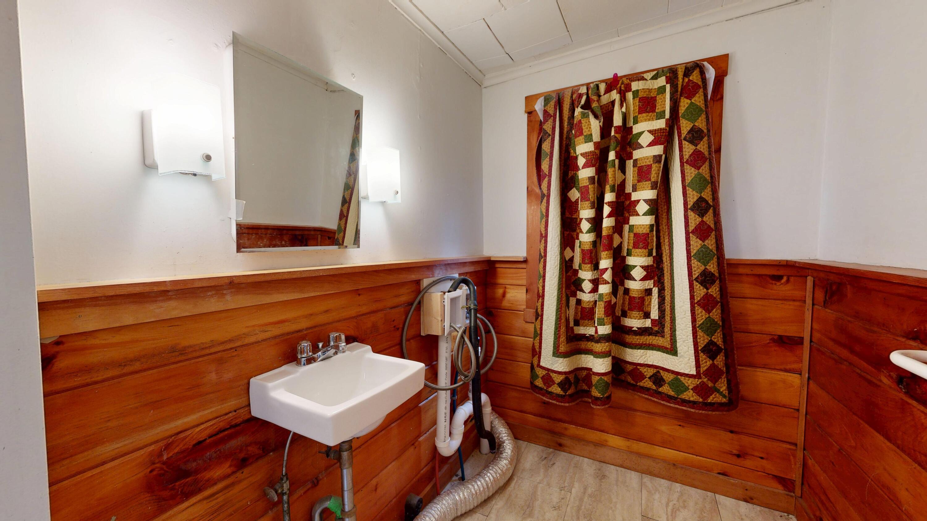 8 Howe Street Lewiston ME 04240