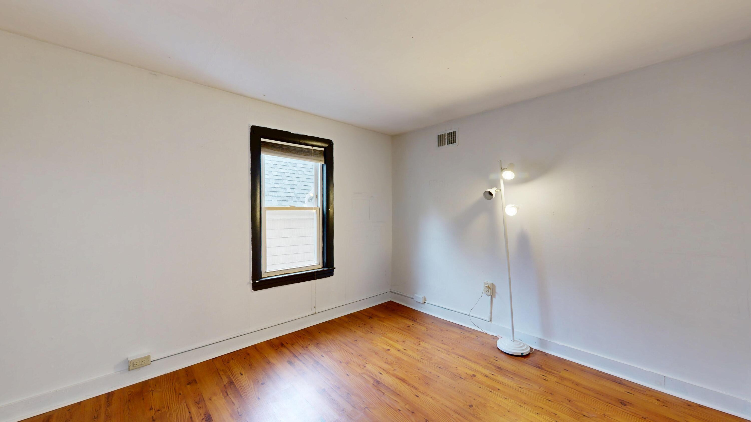 8 Howe Street Lewiston ME 04240