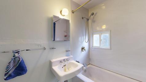 8 Howe Street Lewiston ME 04240