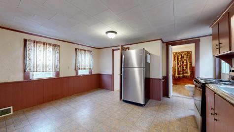 8 Howe Street Lewiston ME 04240