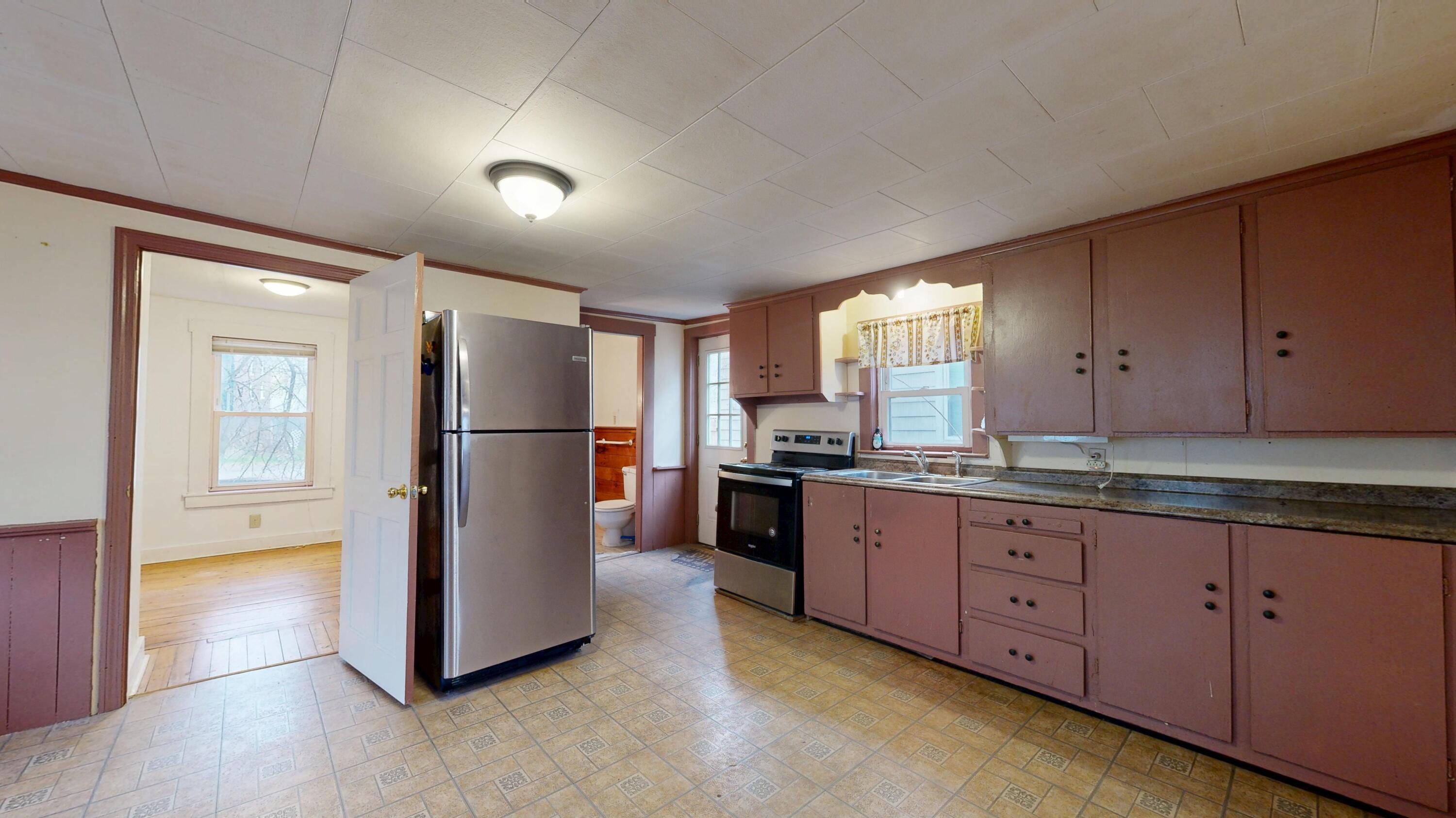 8 Howe Street Lewiston ME 04240