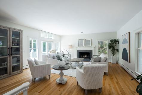 276 Foreside Road Cumberland ME 04110