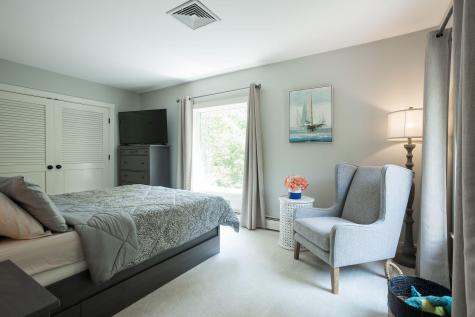 276 Foreside Road Cumberland ME 04110