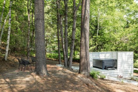 276 Foreside Road Cumberland ME 04110