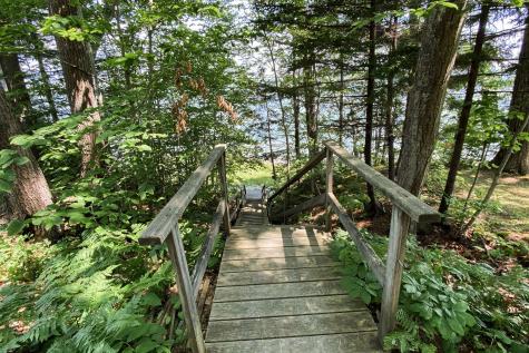 276 Foreside Road Cumberland ME 04110