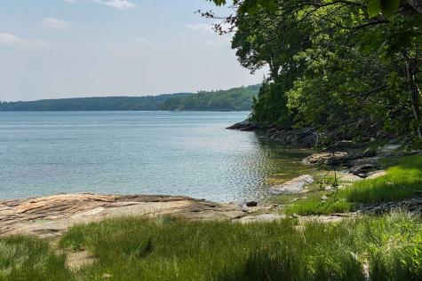 276 Foreside Road Cumberland ME 04110