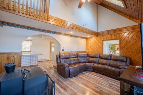 24 Autumn Lane Lincoln ME 04457