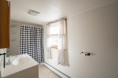 24 Autumn Lane Lincoln ME 04457