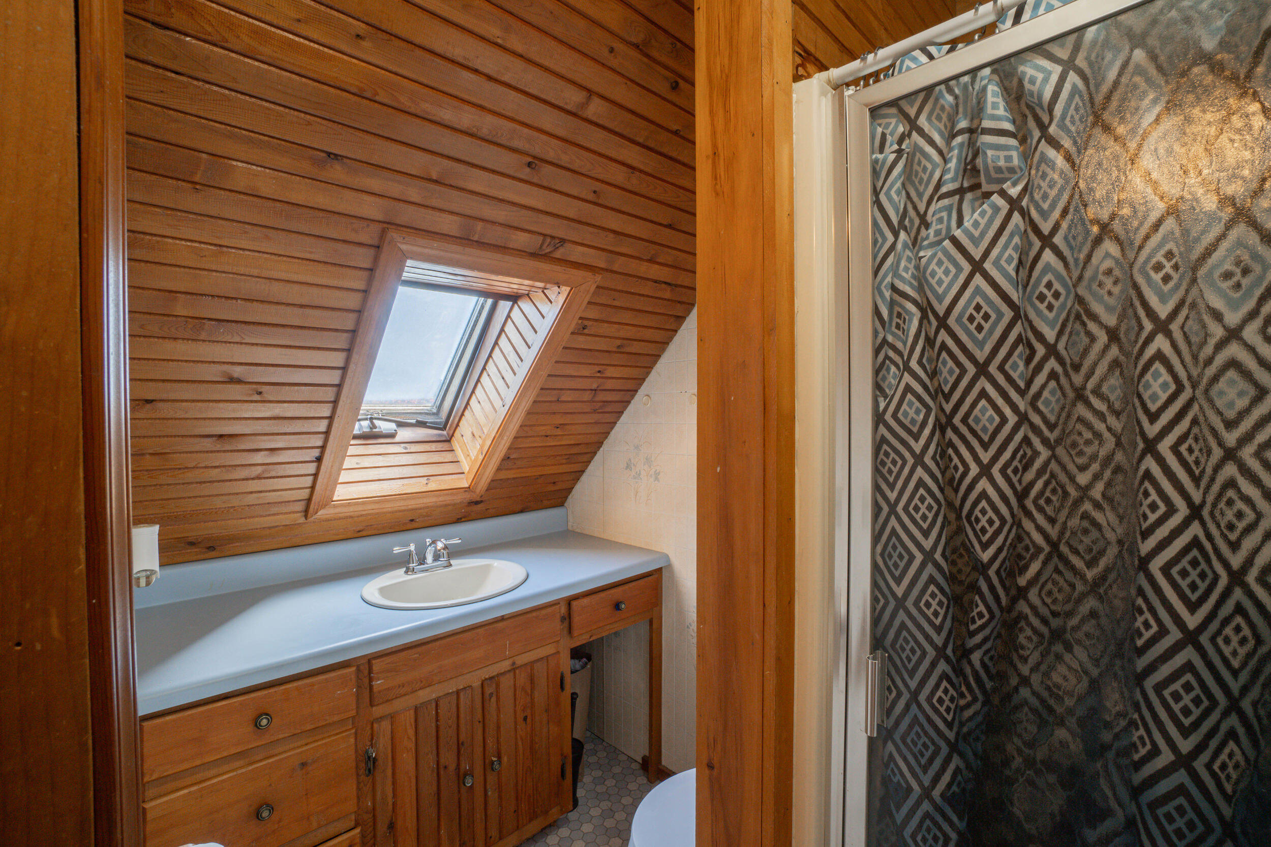 24 Autumn Lane Lincoln ME 04457