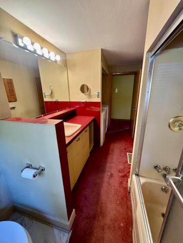 224 Eastern Avenue Augusta ME 04330