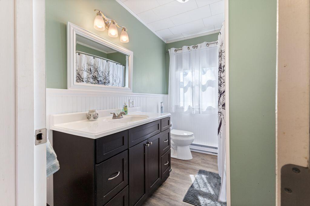 12 Mcdonald Avenue Ellsworth ME 04605