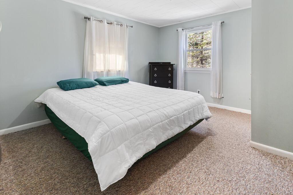 12 Mcdonald Avenue Ellsworth ME 04605