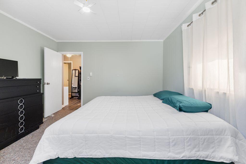 12 Mcdonald Avenue Ellsworth ME 04605