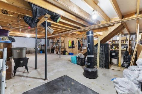 12 Mcdonald Avenue Ellsworth ME 04605